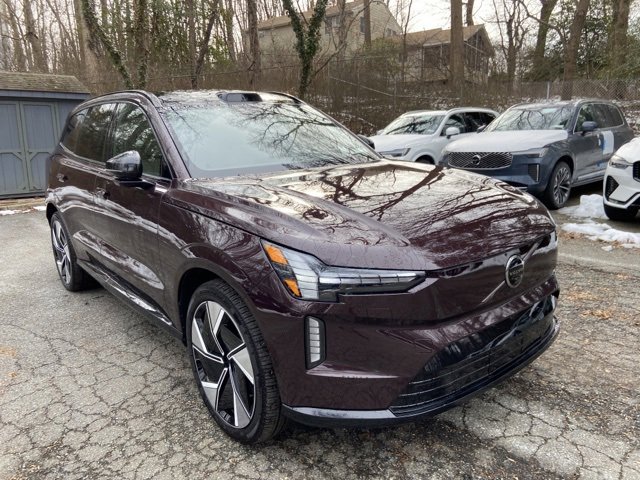 New 2025 Volvo EX90 Ultra image 1