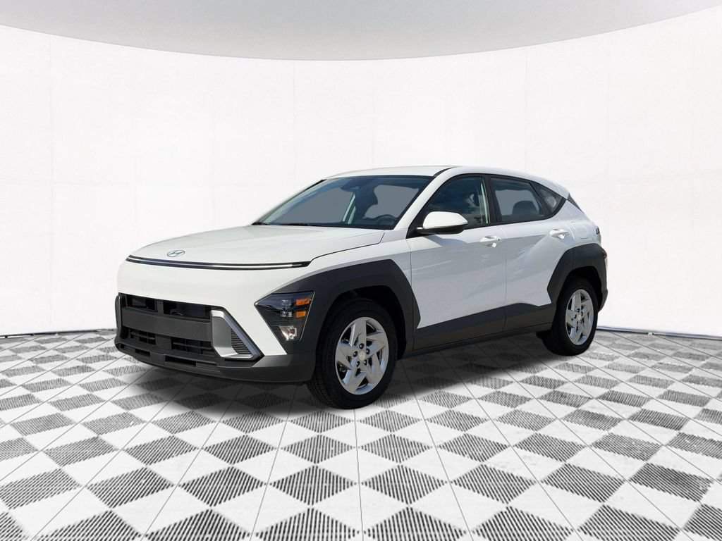 New 2027 Hyundai Kona SE FWD image 2