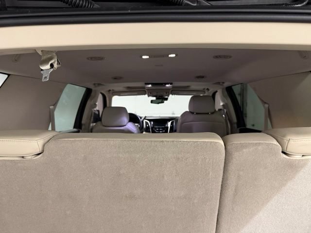 Used 2020 Cadillac Escalade Premium Luxury w/ LPO, Radiant Package AWD/4WD image 10
