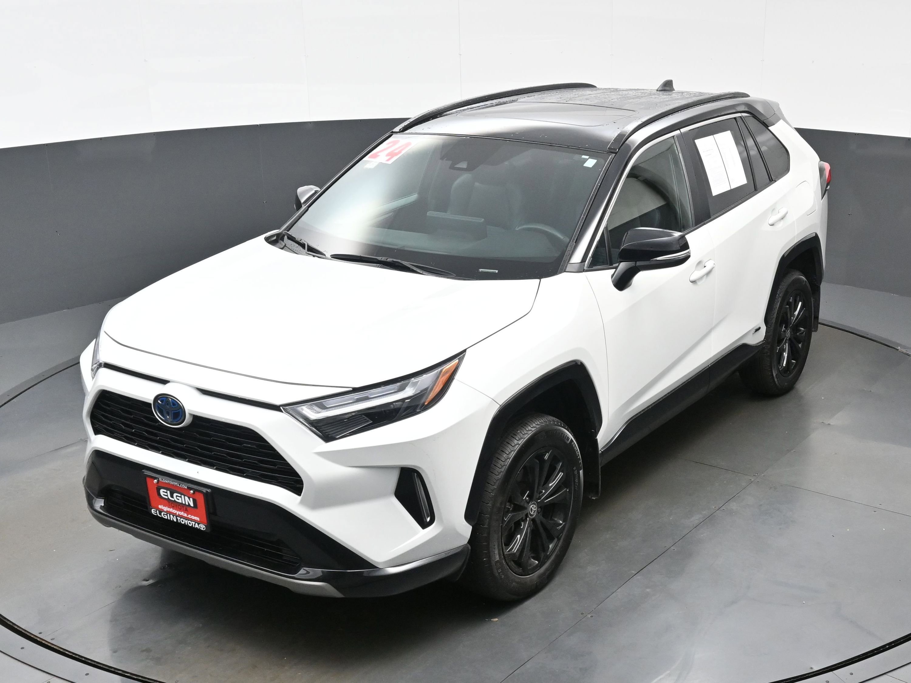 Used 2024 Toyota RAV4 XSE w/ Weather Package image 37