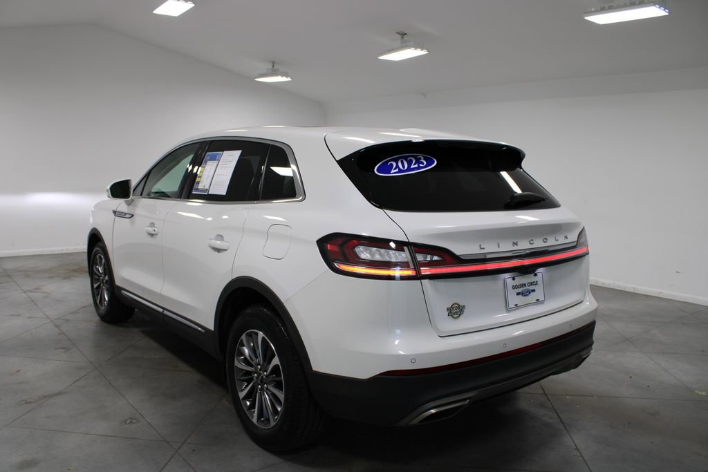 Used 2023 Lincoln Nautilus Reserve w/ Luxury Package AWD/4WD image 7