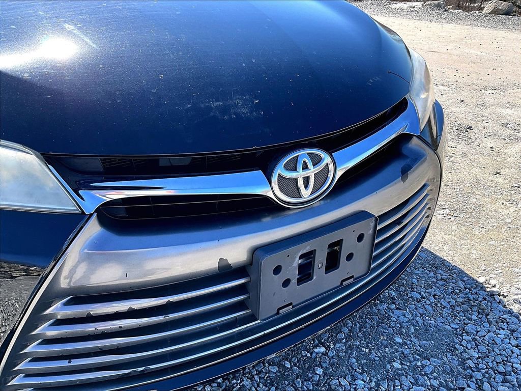 Used 2016 Toyota Camry XLE image 26
