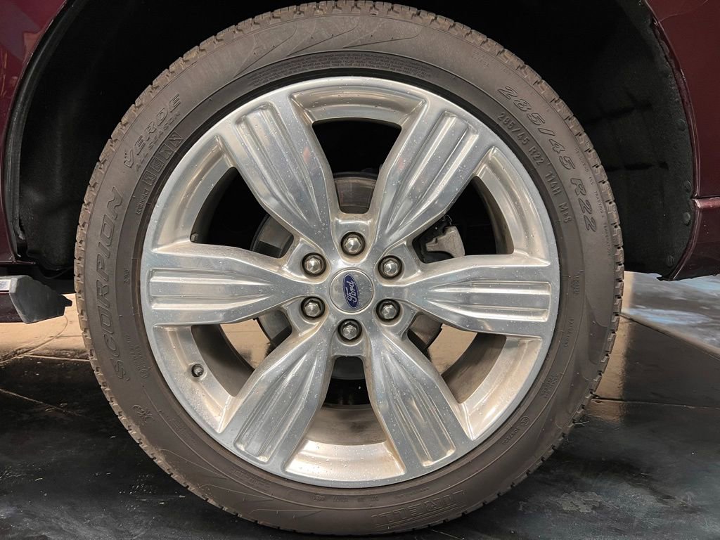 Used 2023 Ford Expedition Platinum image 25