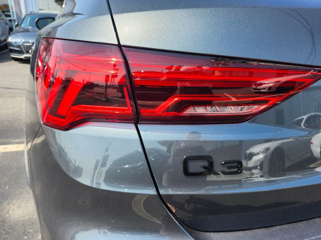 New 2025 Audi Q3 2.0T Premium Plus image 21