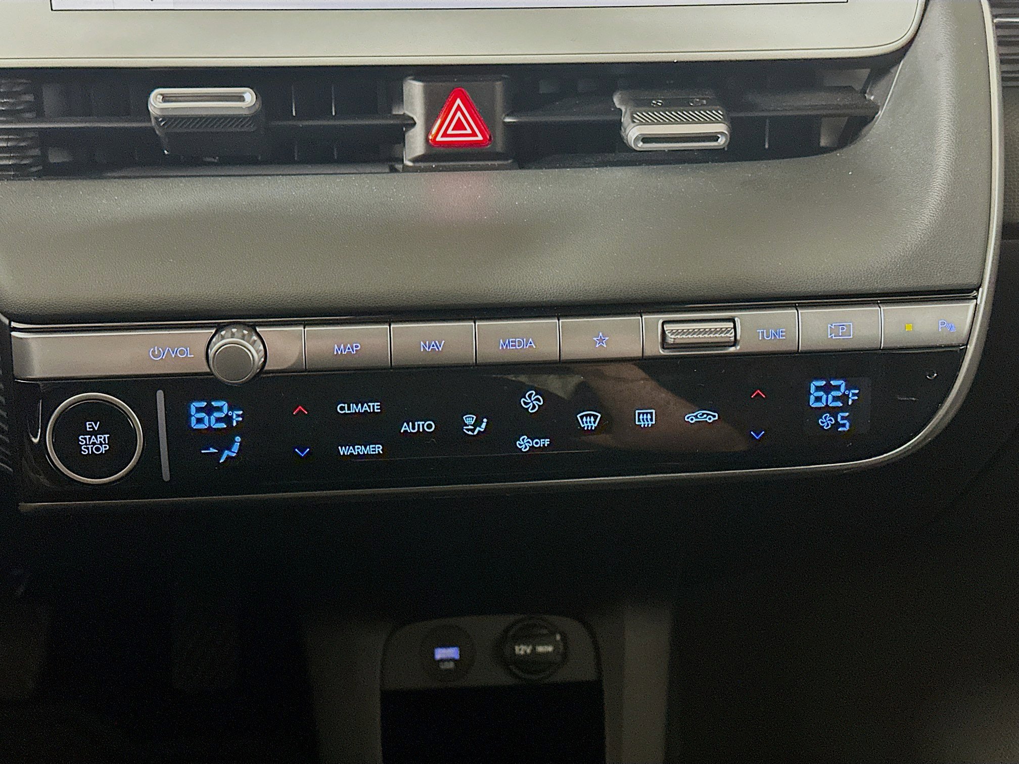 Used 2024 Hyundai Ioniq 5 SEL image 24