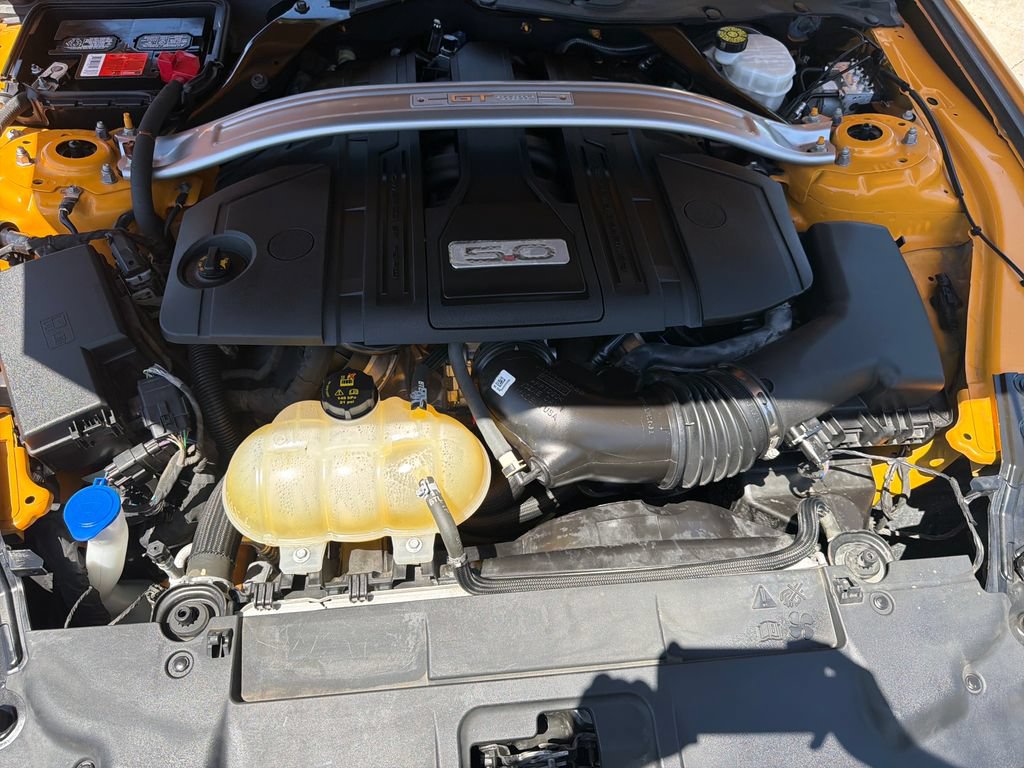 Used 2022 Ford Mustang GT Premium w/ Equipment Group 401A RWD image 5
