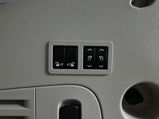 Used 2015 GMC Yukon Denali w/ Premium Package image 51