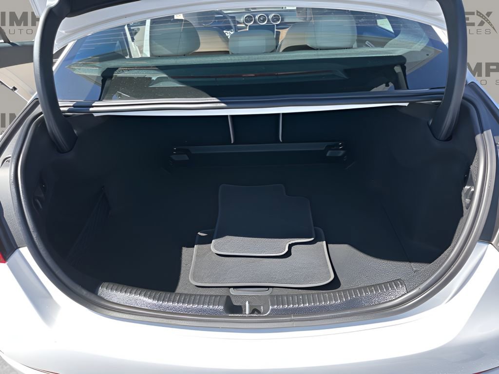 Used 2025 Mercedes-Benz C 300 4MATIC Sedan image 27