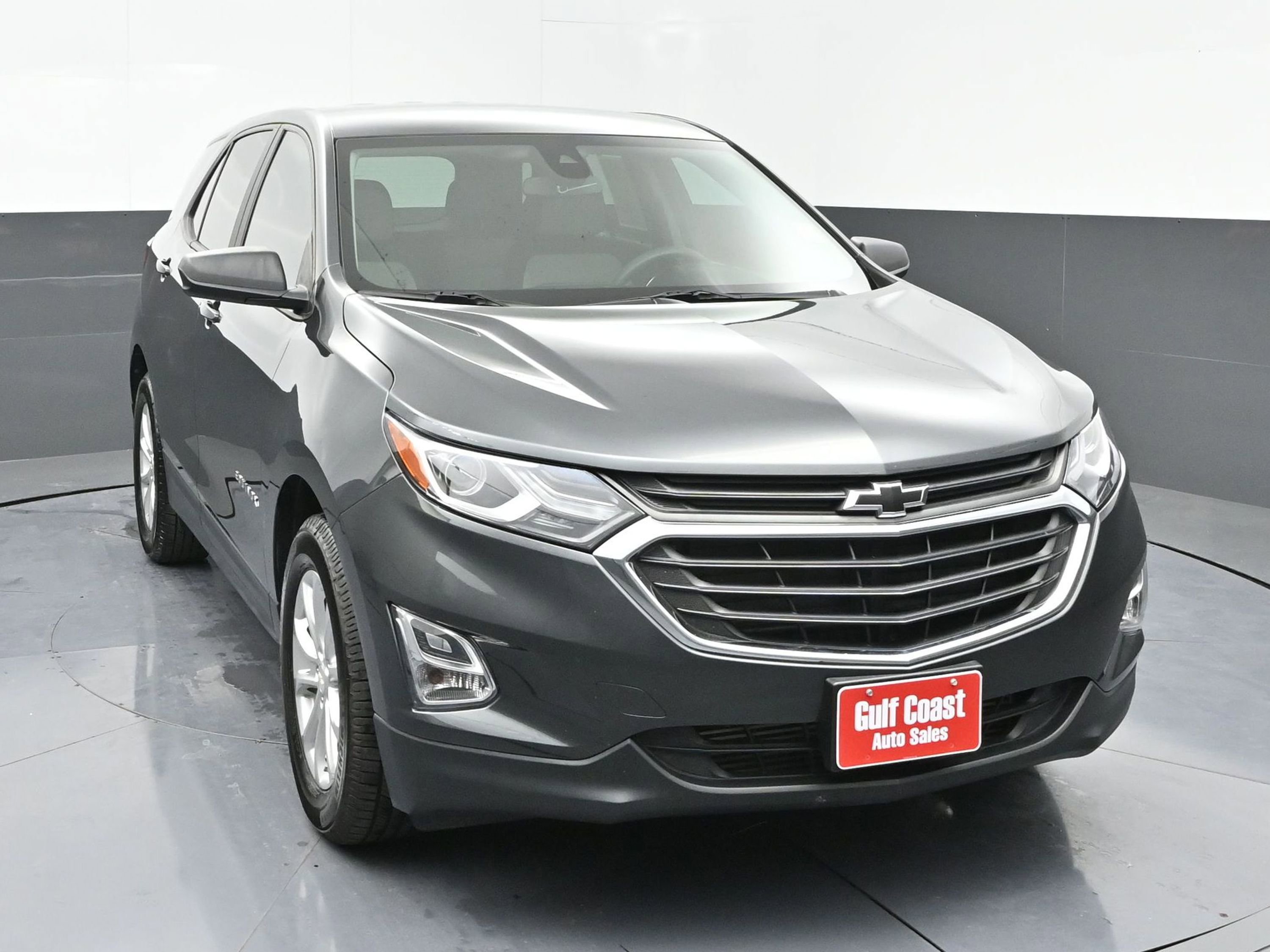 Used 2021 Chevrolet Equinox LS w/ LS Convenience Package image 3