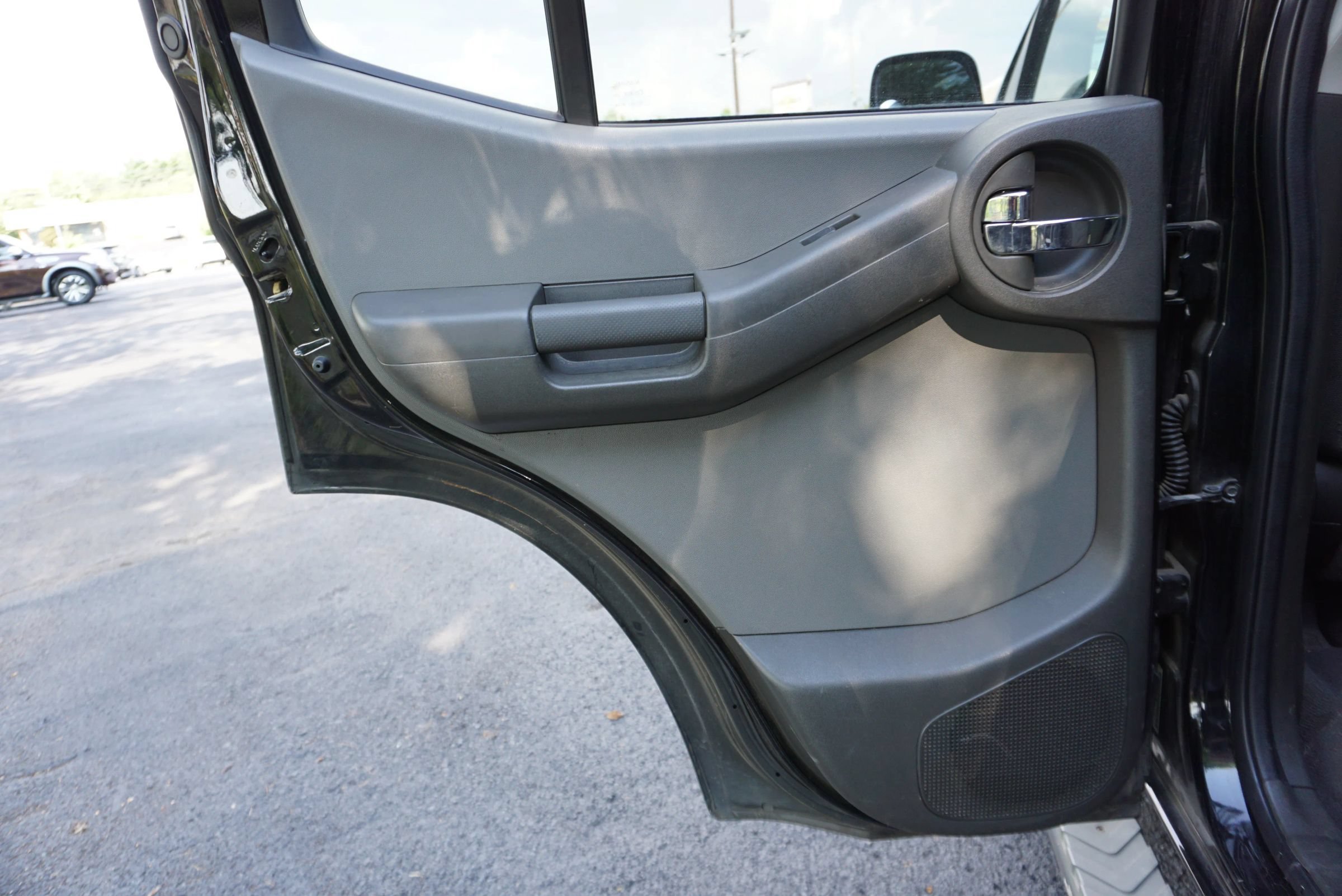 Used 2008 Nissan Xterra S w/ Supplemental Air Bag Pkg RWD image 16