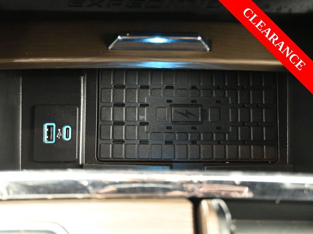Used 2024 Ford Expedition Max Limited image 31
