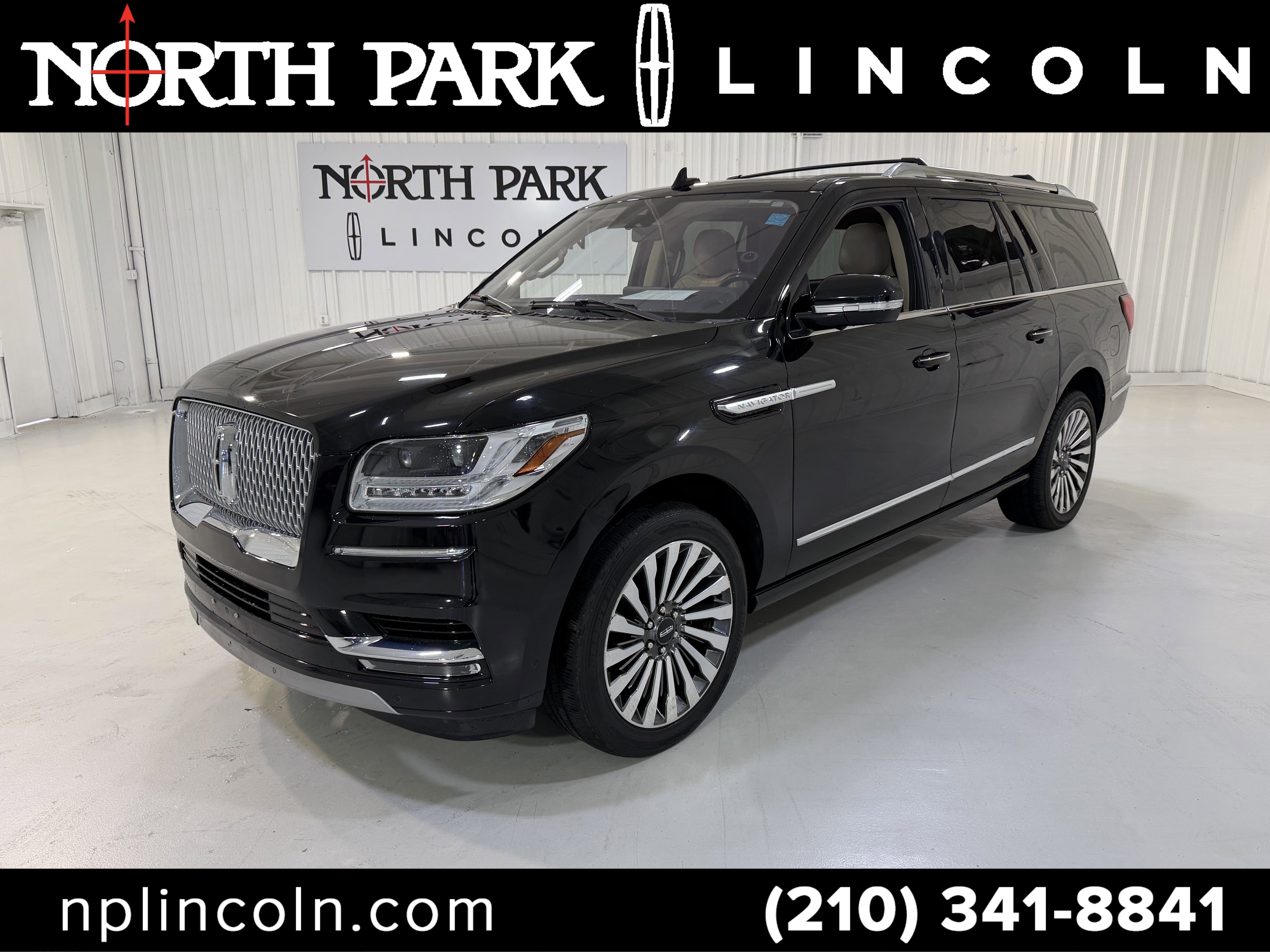Used 2020 Lincoln Navigator L Reserve w/ Luxury Package RWD image 1