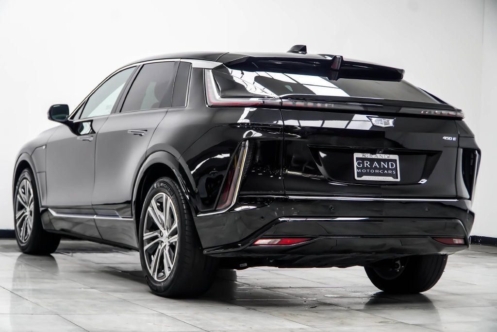 Used 2024 Cadillac Lyriq Luxury RWD image 14