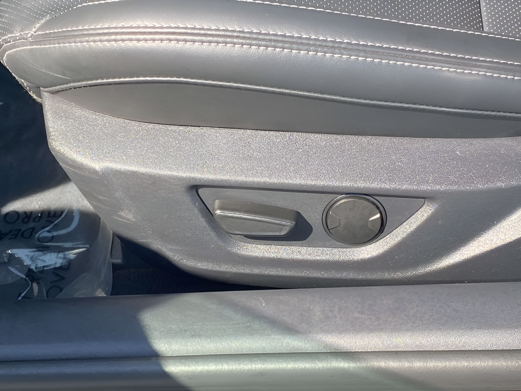 Used 2026 Ford Mustang Premium RWD image 13