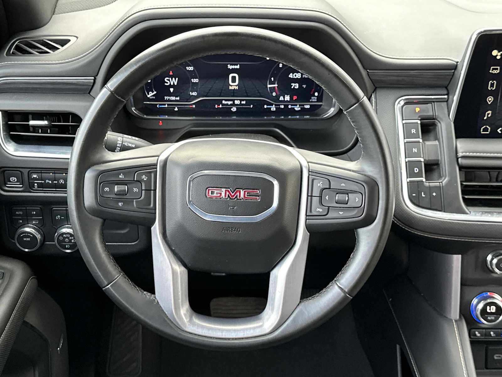 Used 2024 GMC Yukon SLT image 15