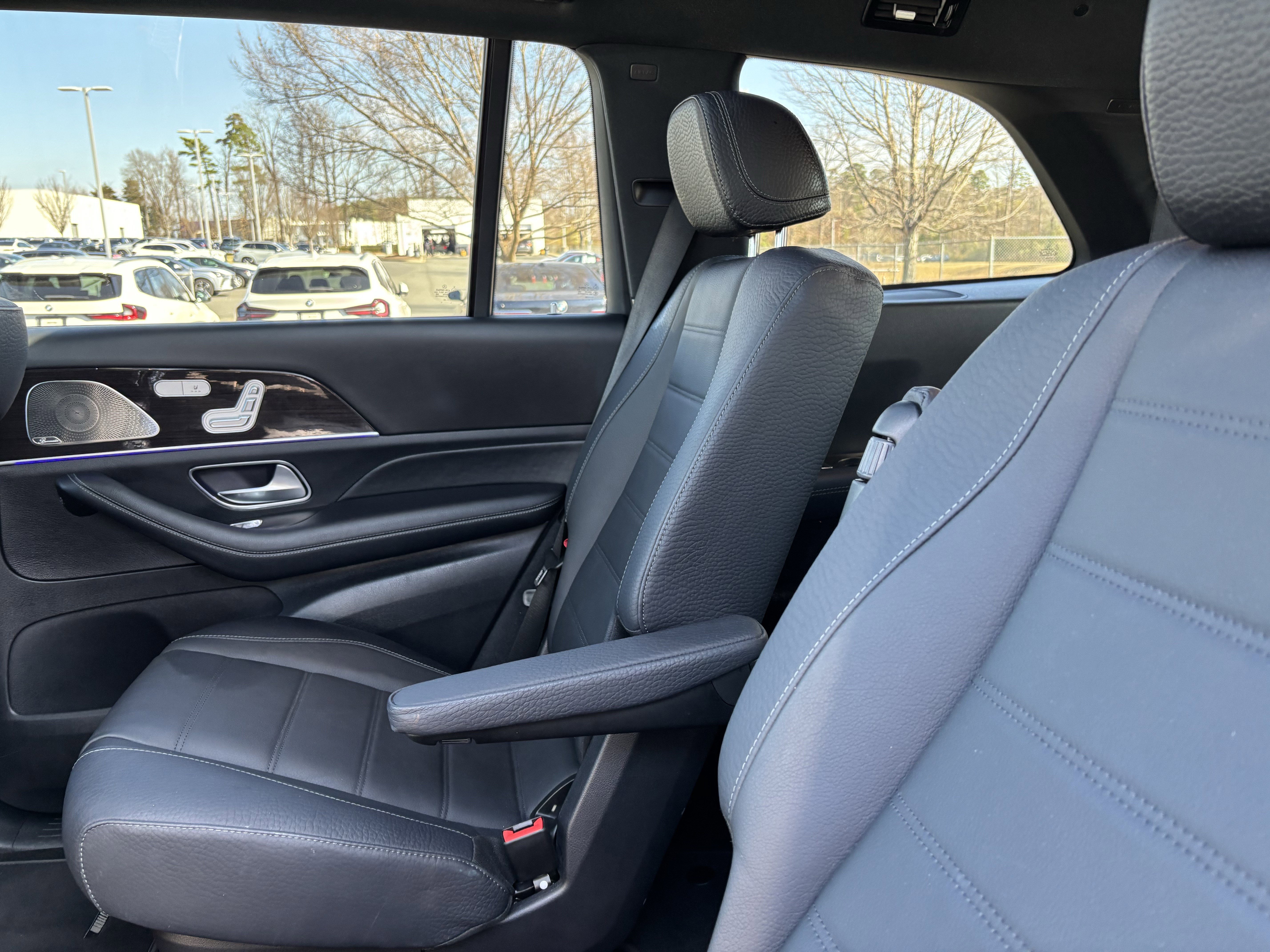 Used 2021 Mercedes-Benz GLS 580 4MATIC image 33