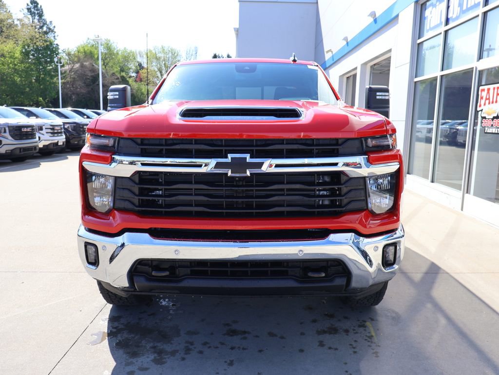 New 2025 Chevrolet Silverado 2500 LT w/ Safety Package AWD/4WD image 5