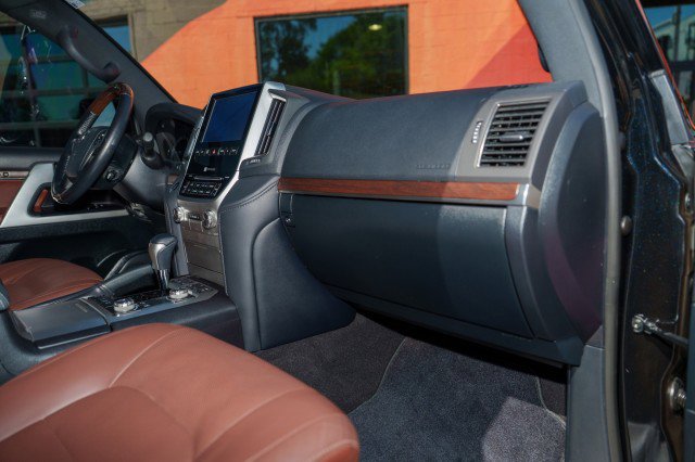 Used 2020 Toyota Land Cruiser AWD/4WD image 26