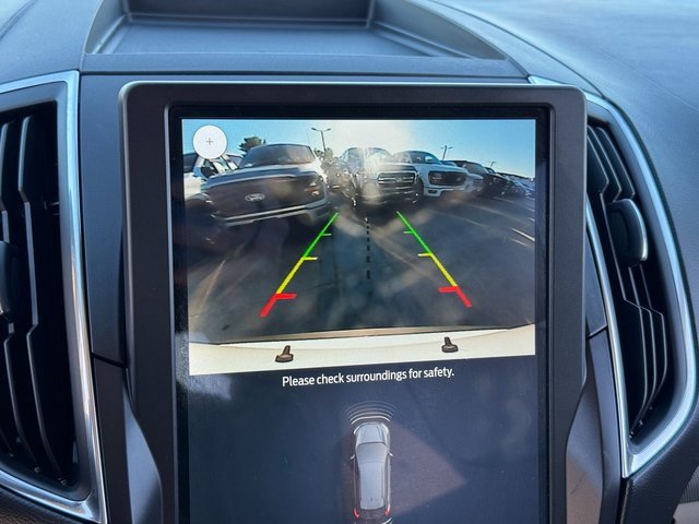 Used 2021 Ford Edge Titanium image 28