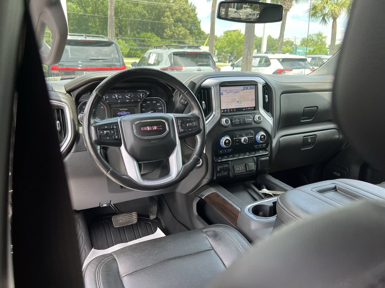 Used 2019 GMC Sierra 1500 SLT w/ SLT Premium Plus Package AWD/4WD image 30