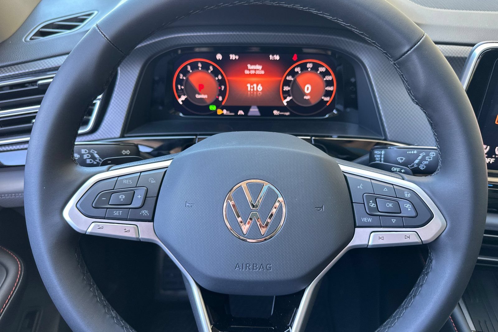 New 2026 Volkswagen Atlas Peak Edition AWD/4WD image 24