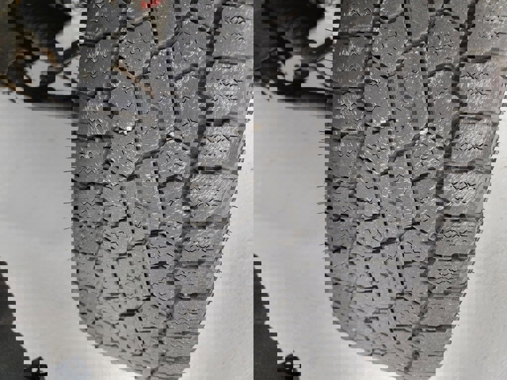 Used 2021 GMC Sierra 1500 AT4 image 38