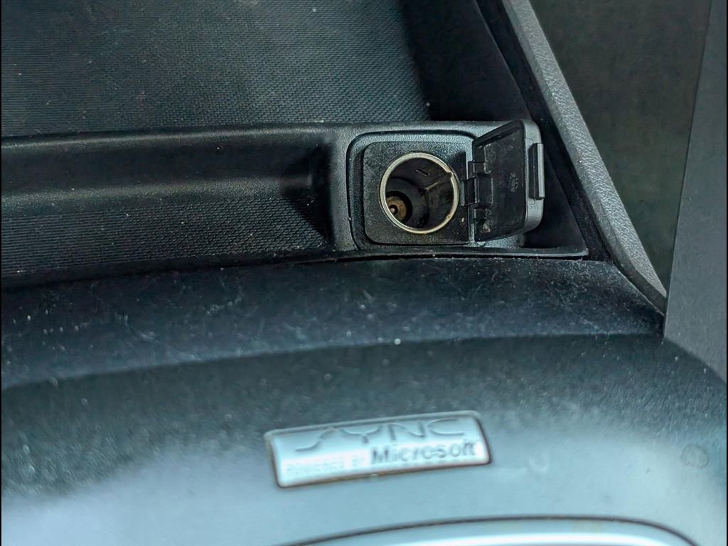 Used 2014 Ford Fusion Titanium FWD image 17