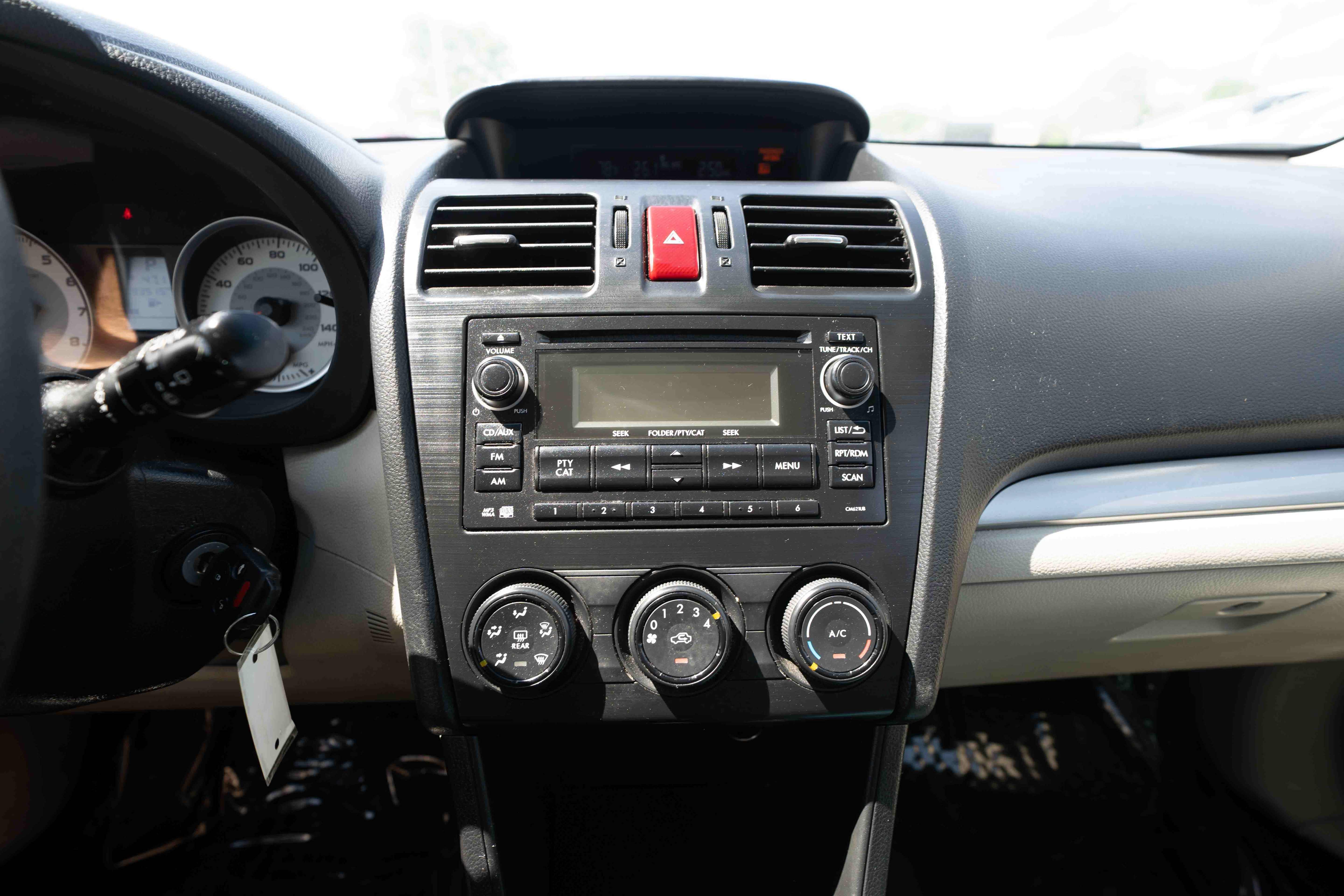 Used 2014 Subaru Impreza 2.0i AWD/4WD image 17