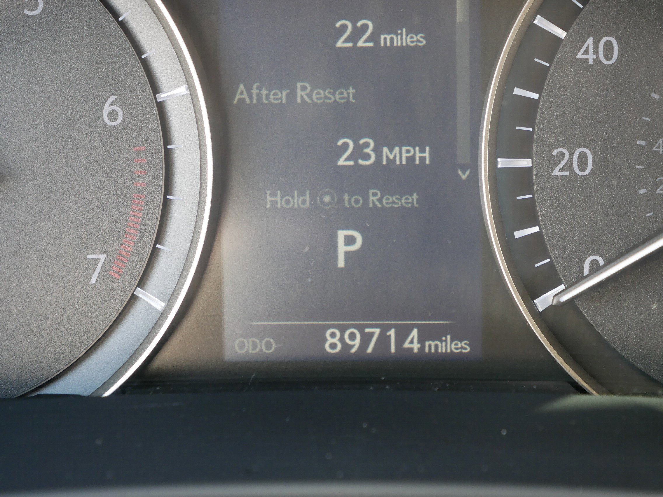 Used 2018 Lexus RX 350L Premium w/ Premium Package image 30