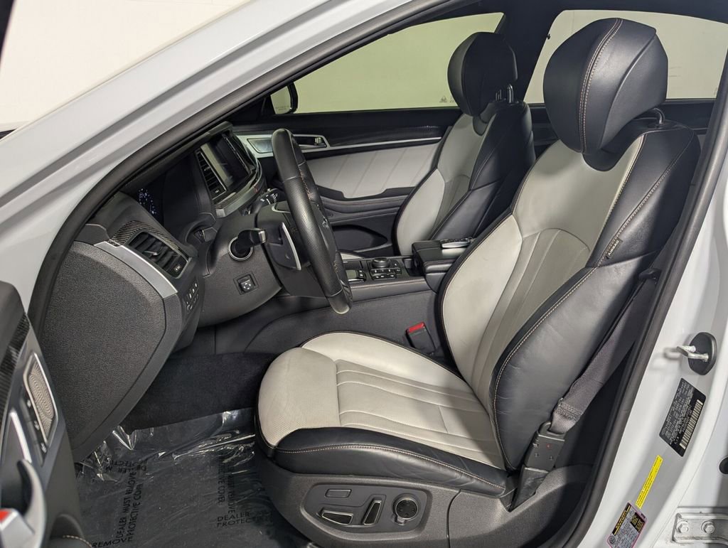 Used 2020 Genesis G80 3.3T Sport image 12