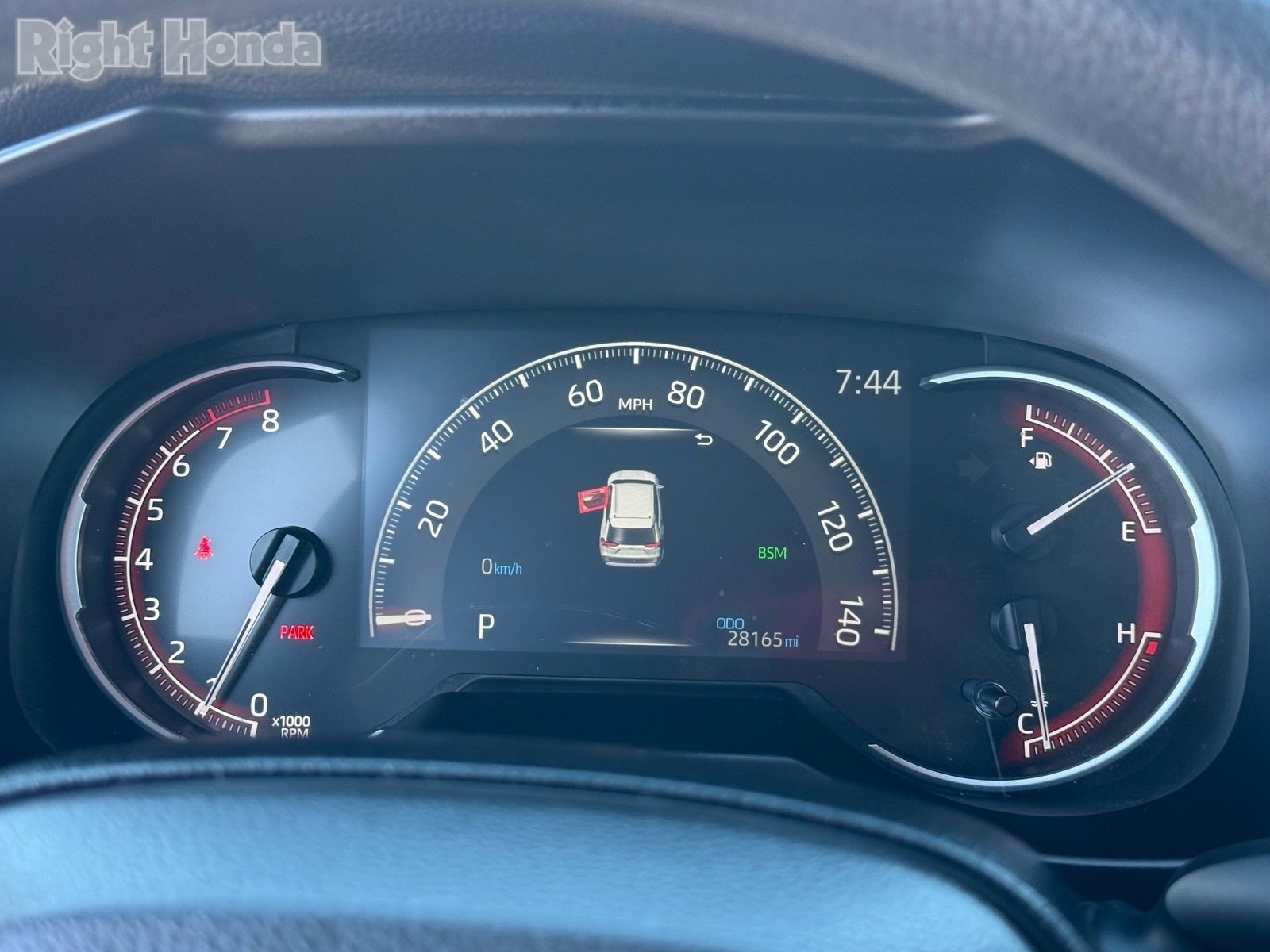 Used 2025 Toyota RAV4 XLE image 18