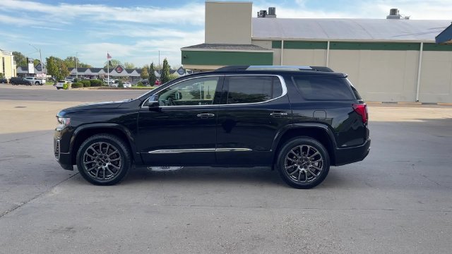 Used 2023 GMC Acadia Denali w/ Black Diamond Edition FWD image 5