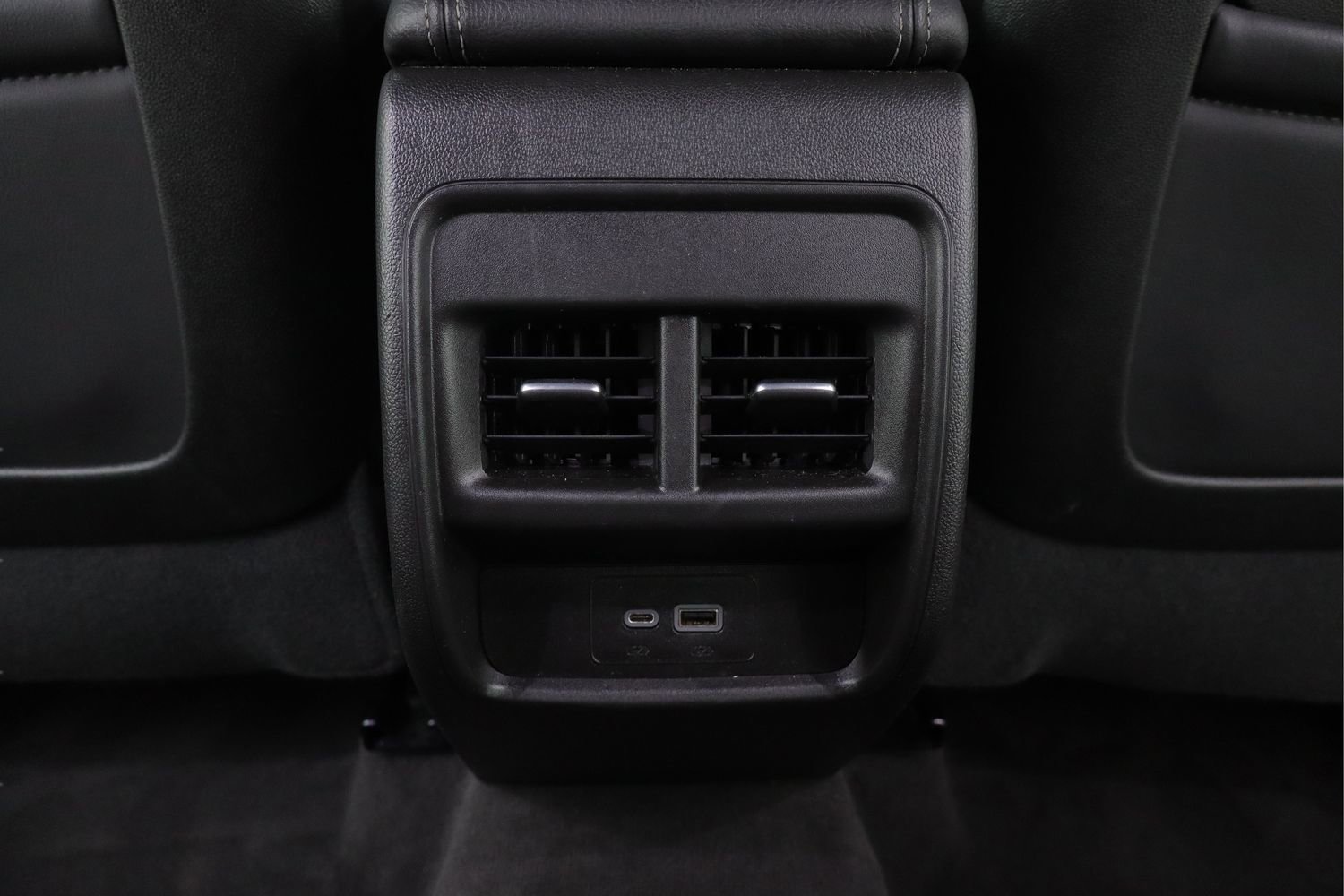 Certified 2024 Cadillac XT4 Premium Luxury image 23