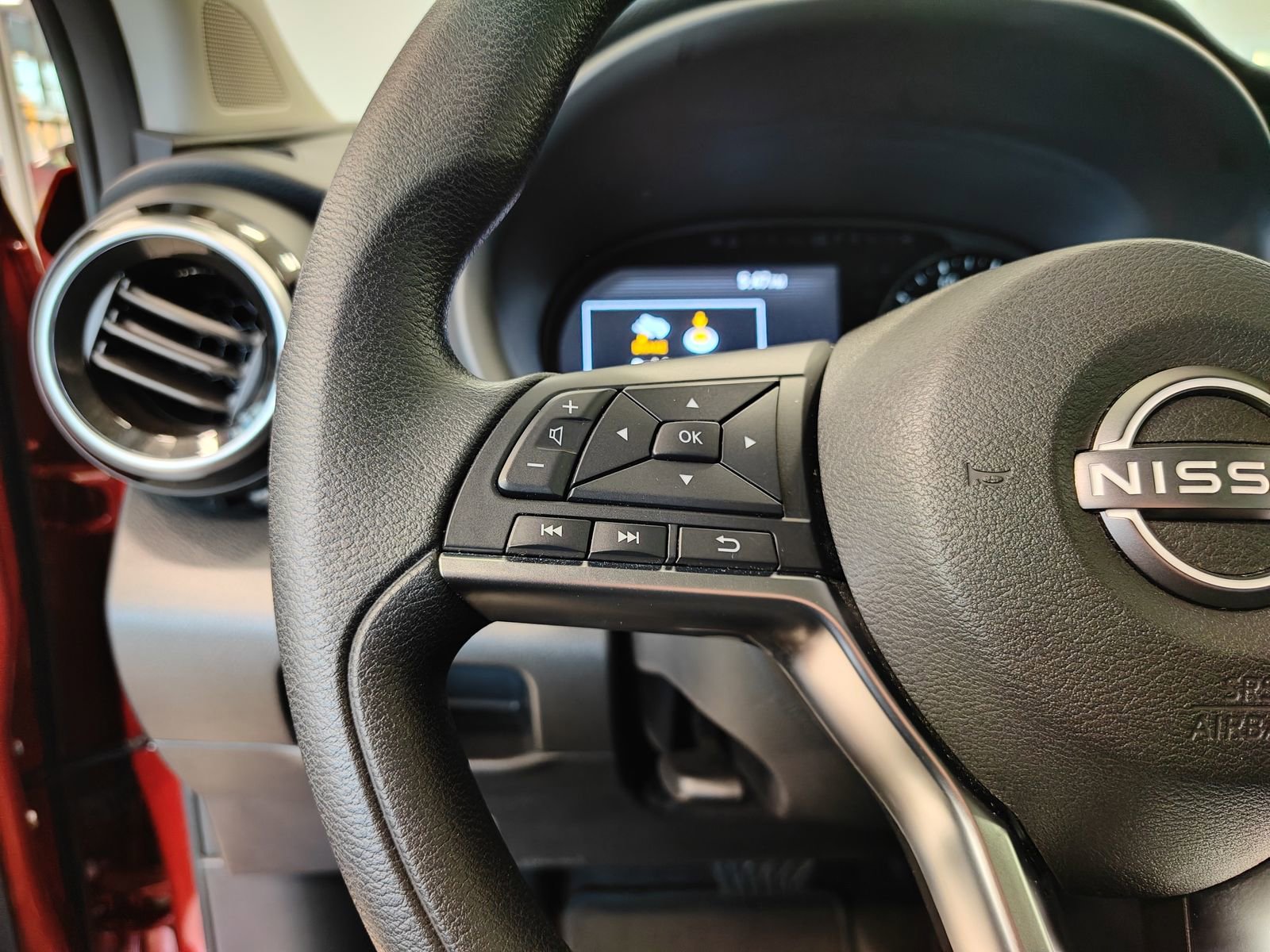 Used 2024 Nissan Kicks SV image 26