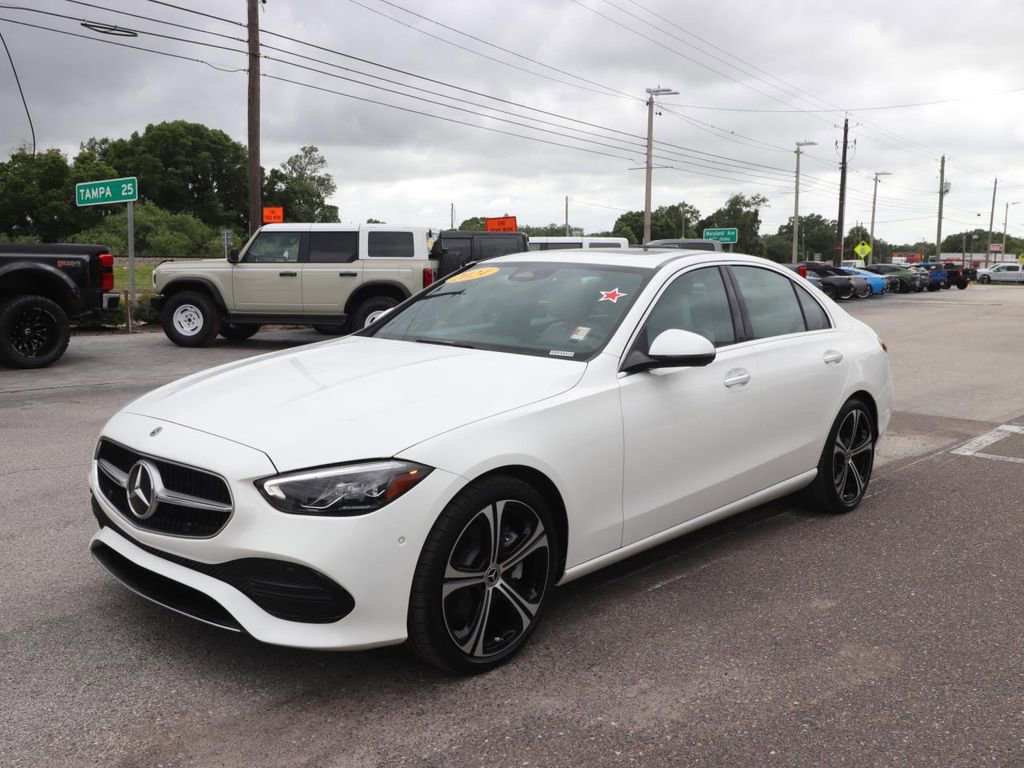 Used 2024 Mercedes-Benz C 300 Sedan image 3