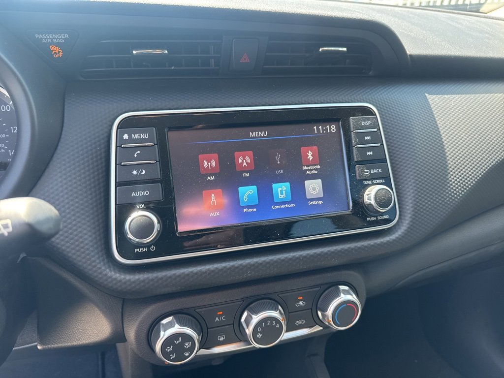 Used 2024 Nissan Kicks S image 17