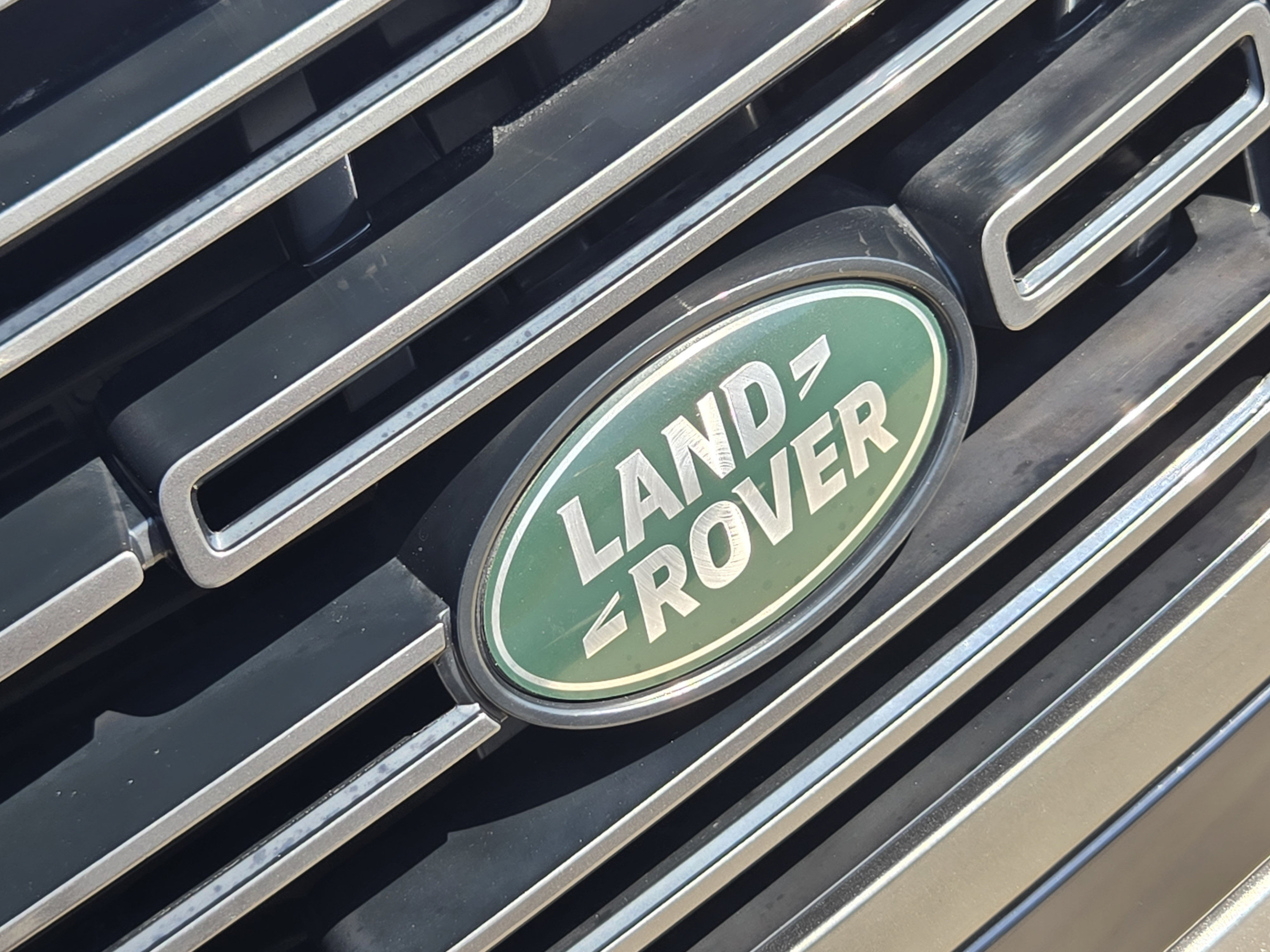 Certified 2025 Land Rover Range Rover Long Wheelbase SE AWD/4WD image 33
