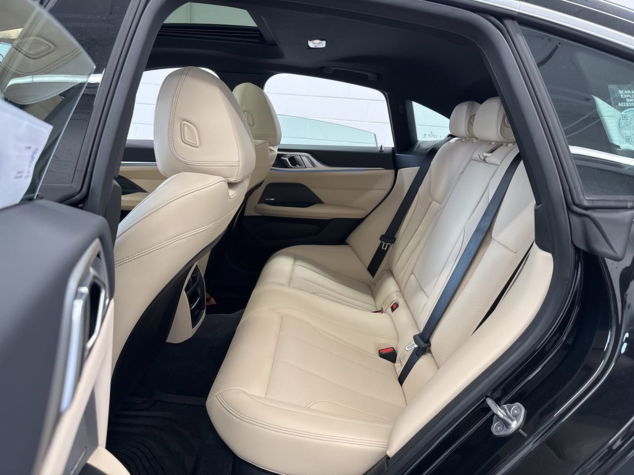 New 2025 BMW i4 xDrive40i image 42