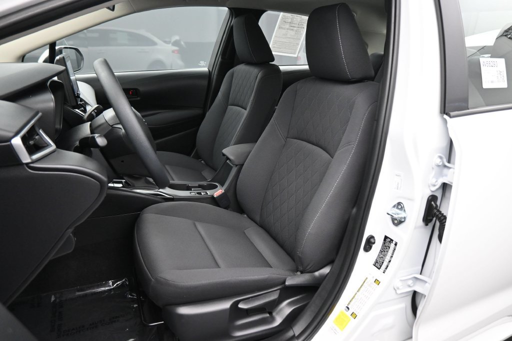 Used 2023 Toyota Corolla LE FWD image 14