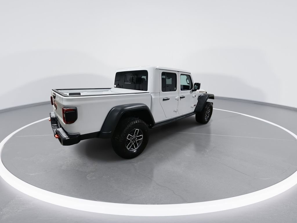 Used 2025 Jeep Gladiator Mojave image 8