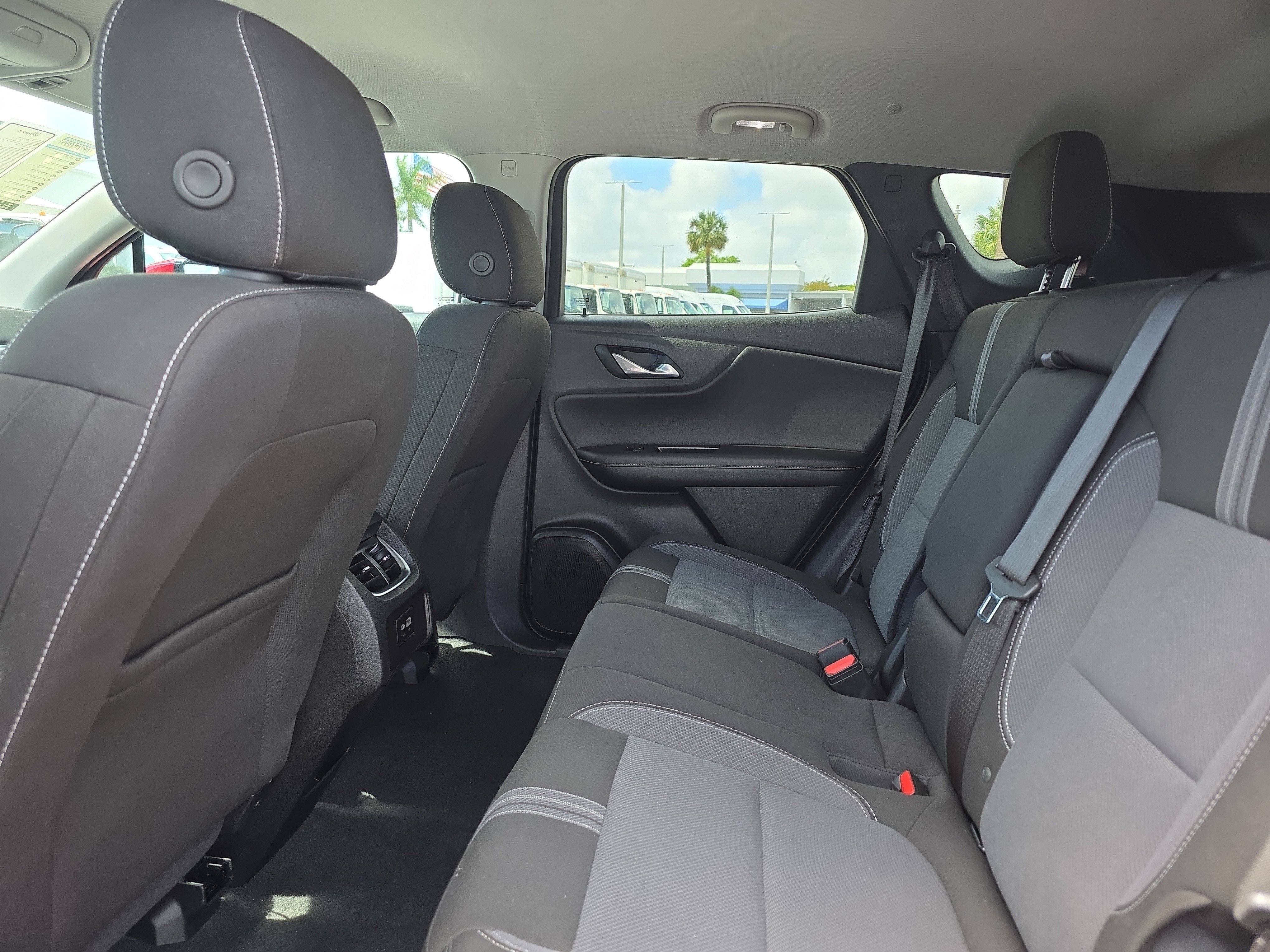 Used 2025 Chevrolet Blazer LT image 15