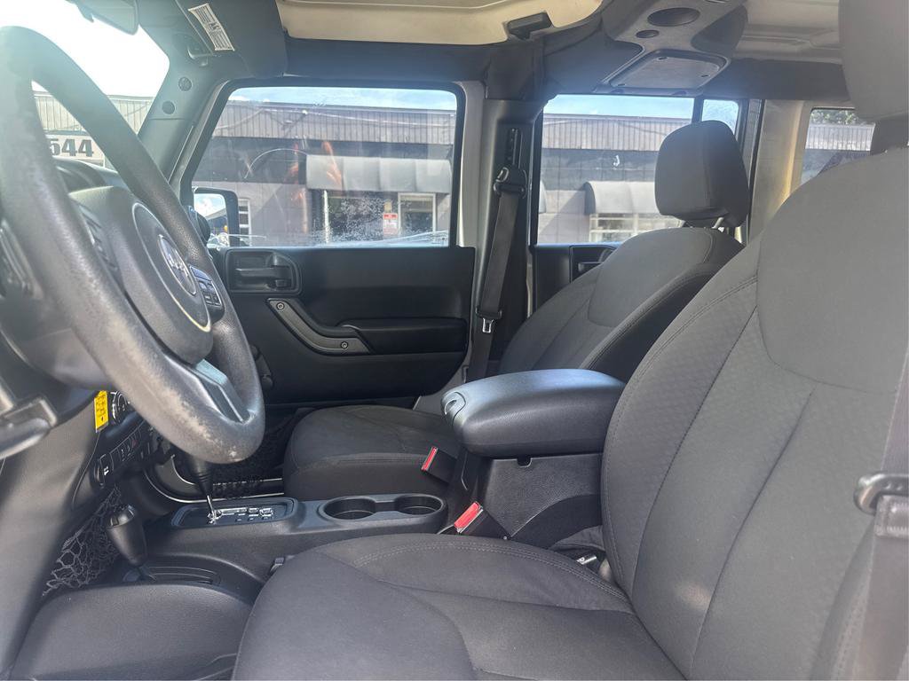 Used 2017 Jeep Wrangler Unlimited Sport AWD/4WD image 9