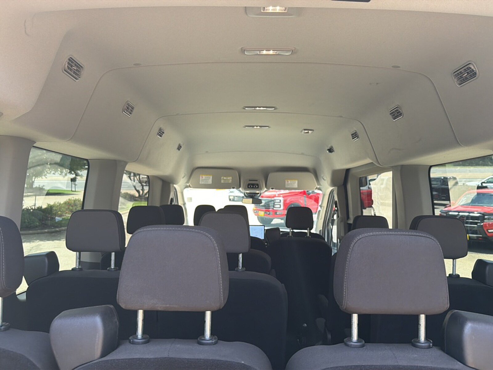 Used 2025 Ford Transit 350 XLT RWD image 9