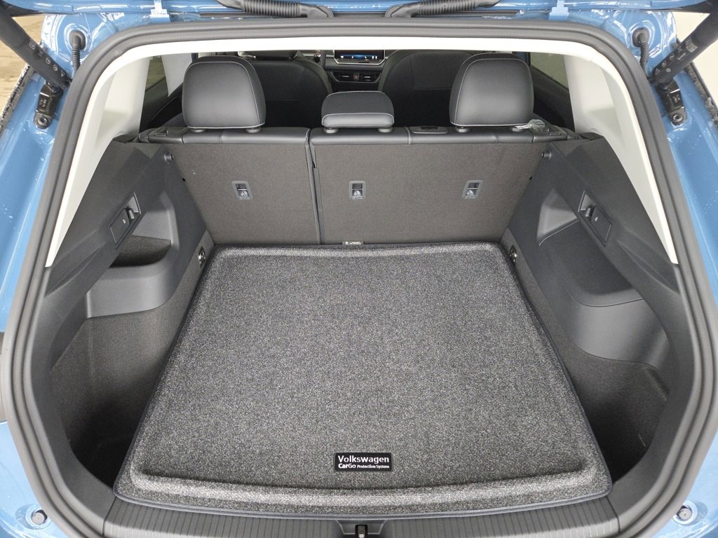 New 2026 Volkswagen Tiguan SE image 4