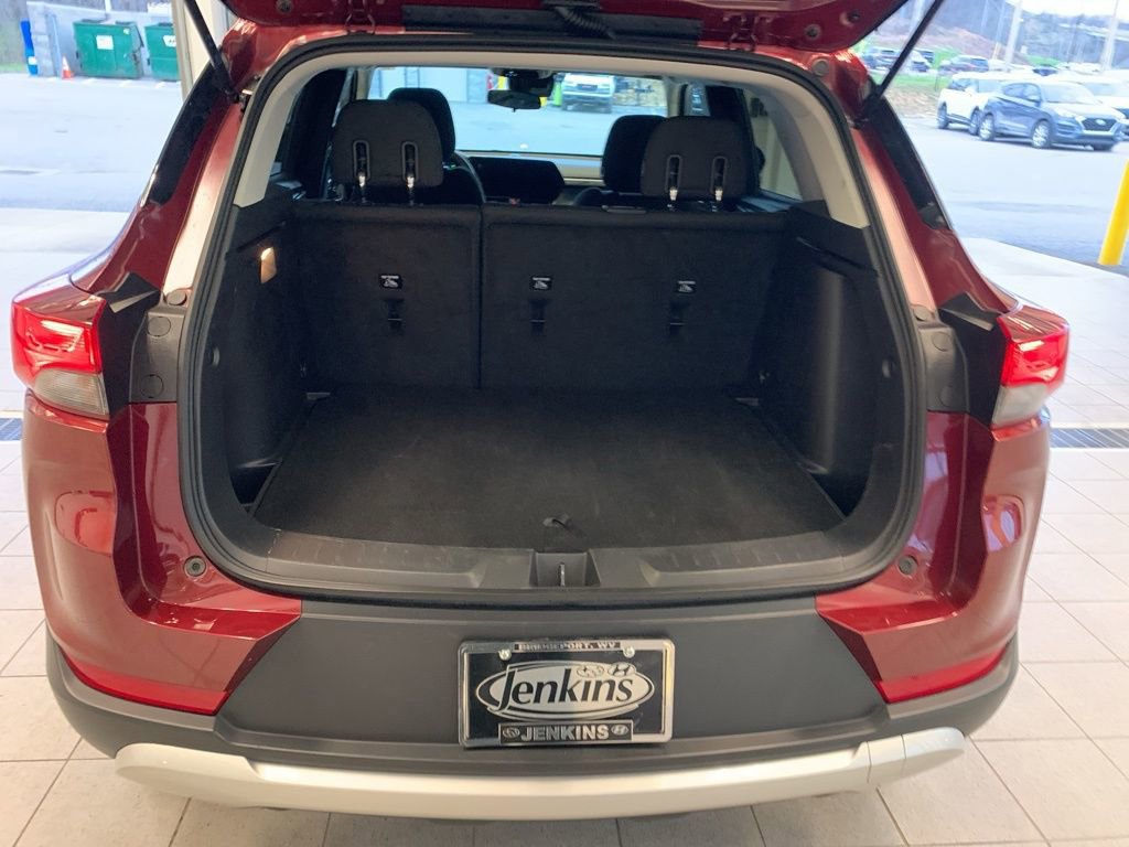 Used 2025 Chevrolet TrailBlazer LT image 14