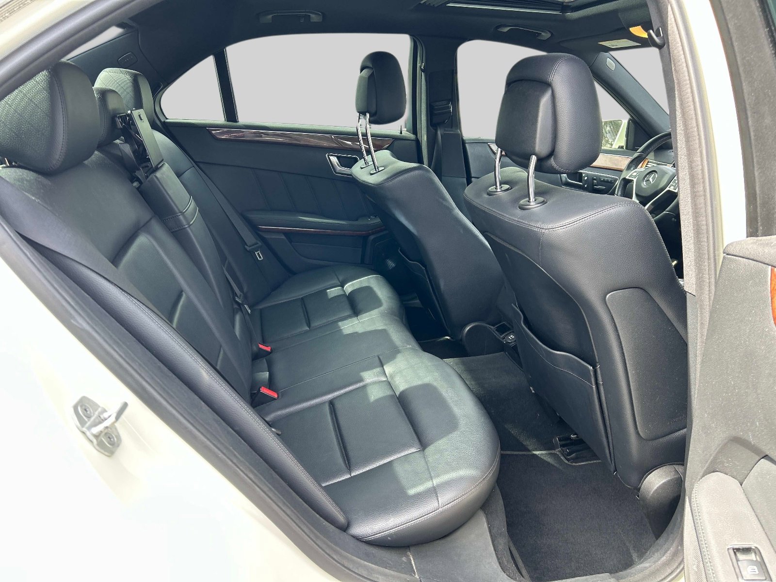 Used 2012 Mercedes-Benz E 350 Sedan image 17