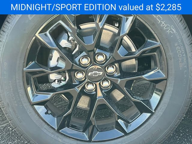 New 2026 Chevrolet Traverse LT w/ Midnight/Sport Edition AWD/4WD image 7