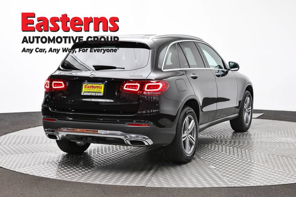 Used 2021 Mercedes-Benz GLC 300 4MATIC w/ Multimedia Package image 5