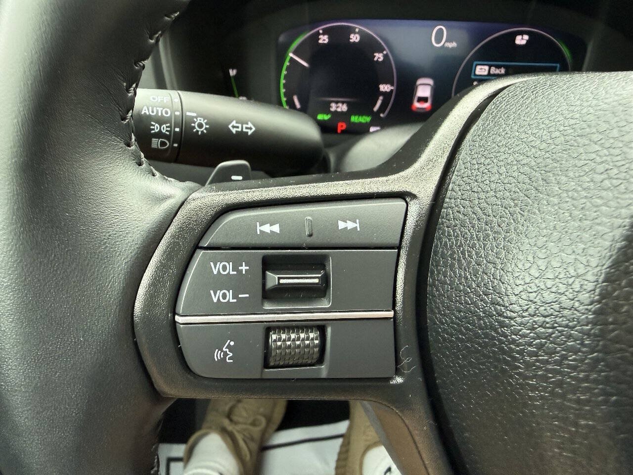 Used 2025 Honda Accord EX-L image 29