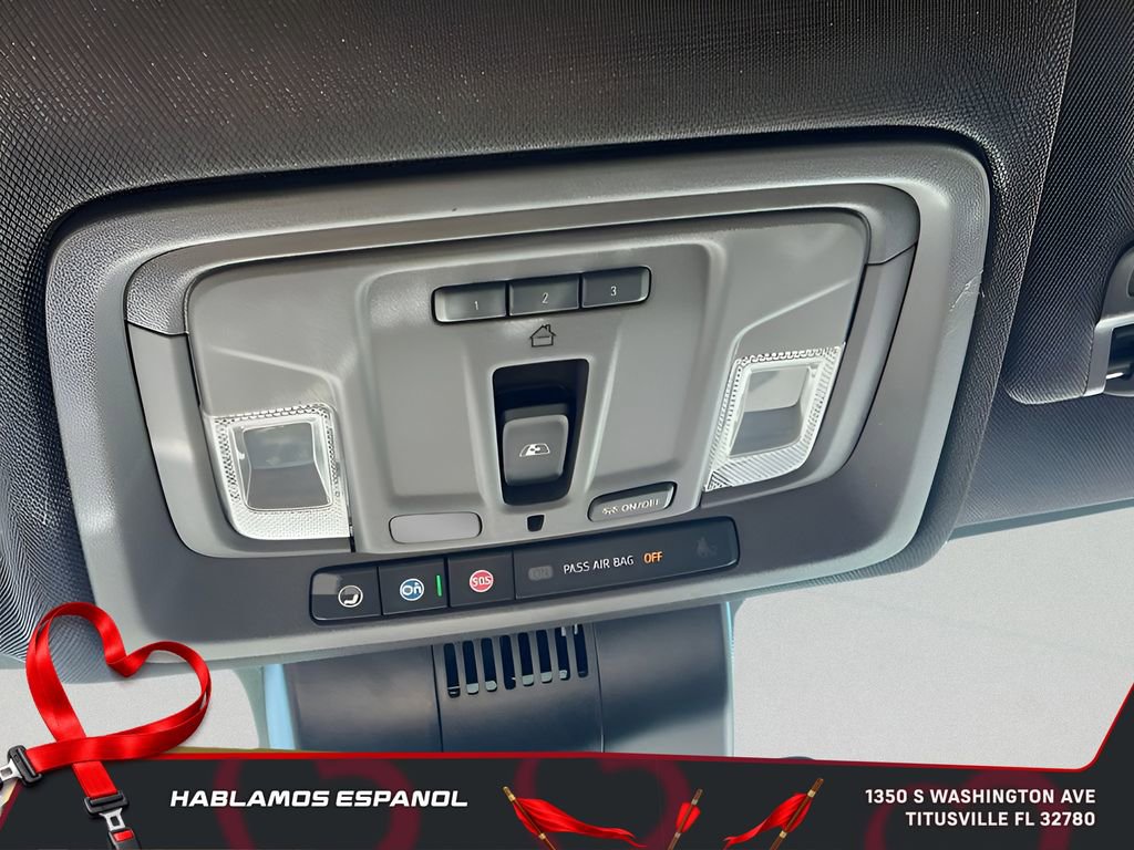 Used 2023 GMC Sierra 1500 SLT w/ SLT Premium Plus Package image 28